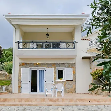 Apartment Yiasemi Open-plan Suite, Near Lagomandra